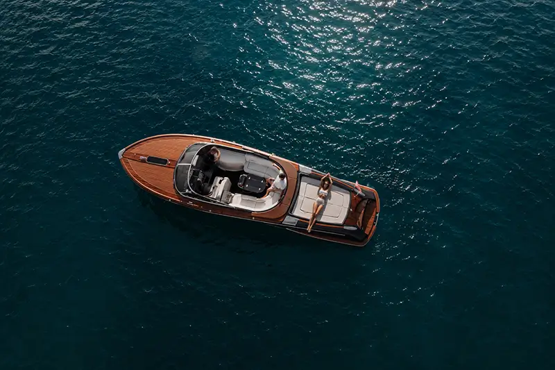 MARIA D R - Riva Aquariva 33